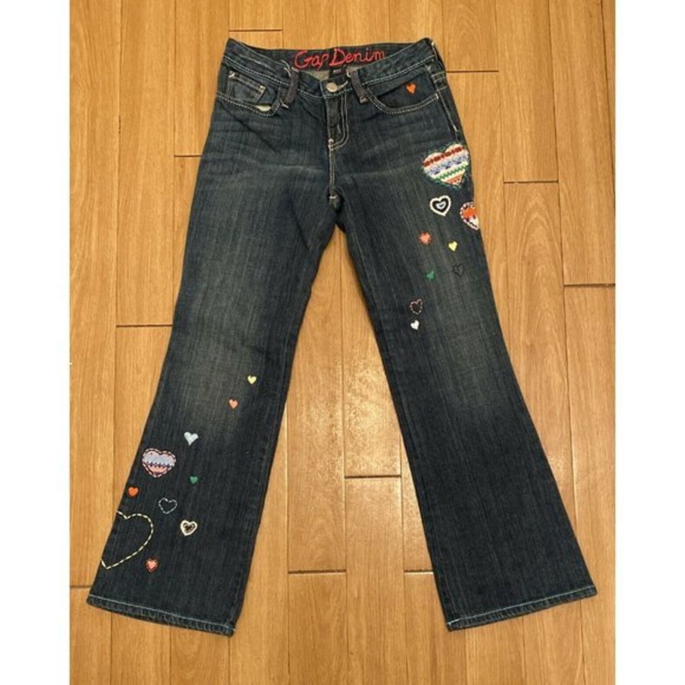 Gap Kids 8 Regular 25 in Inseam Embroidered Hearts